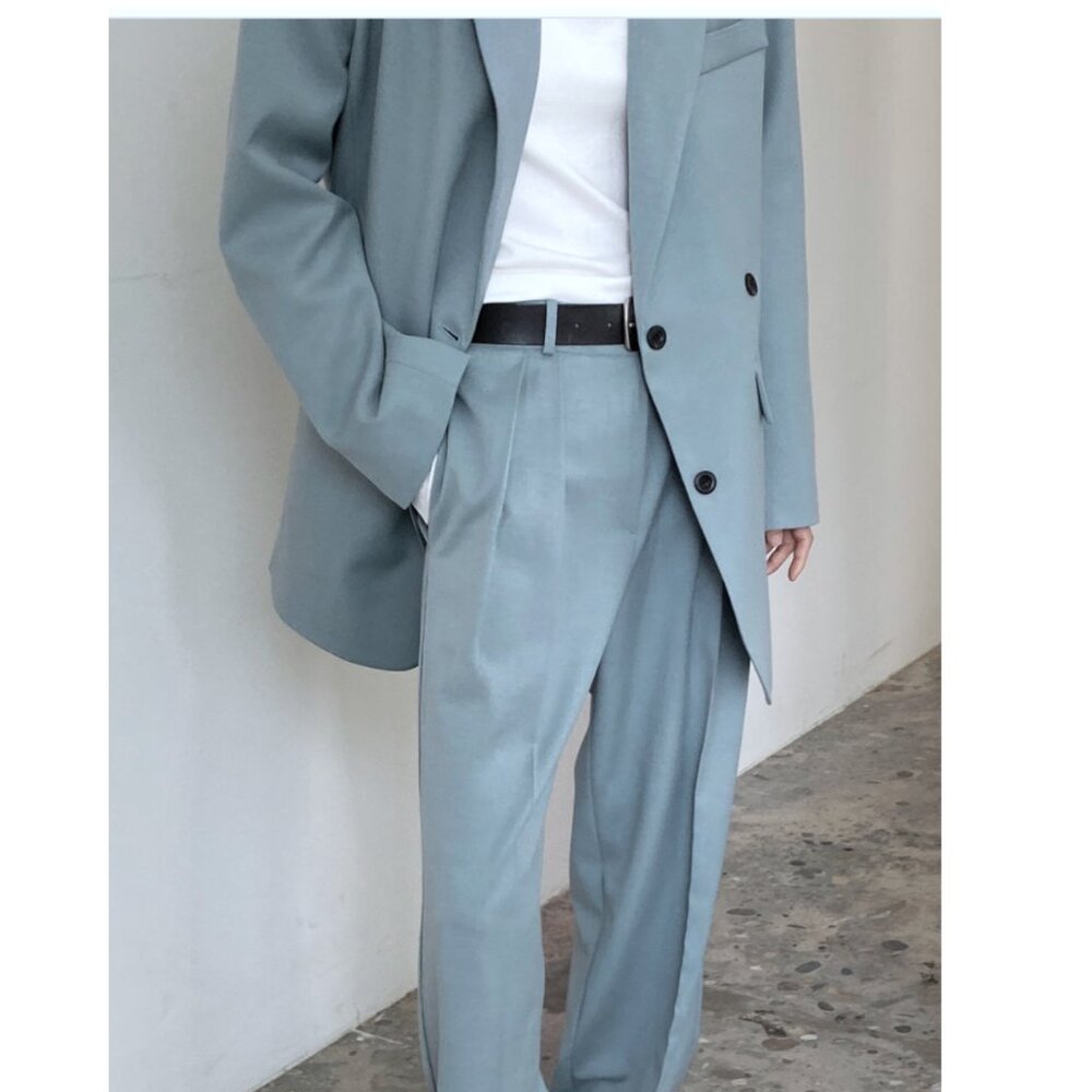 The Frankie Shop 2 piece Pant Suit Dusty Blue xs/s, retail $500